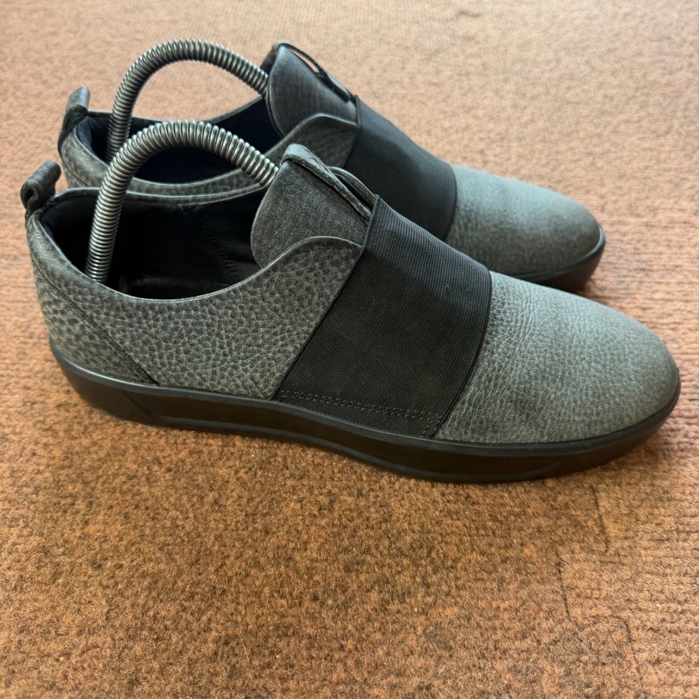 A- ECCO Soft 8 Womens Slip On Sneakers Grey Pebbled Leather Elastic Band 39 US 8